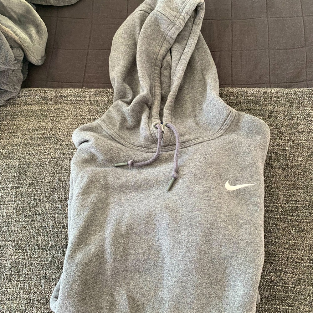 Men’s Grey Nike Sweater